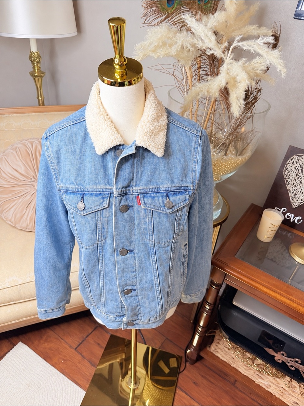 Levi's Light Blue Denim Sherpa Collar Trucker Jacket Americana Heritage Western
